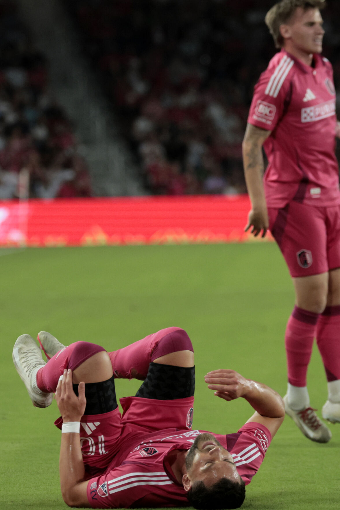 Late rally not enough as 51黑料 City SC falls to Houston 3-2